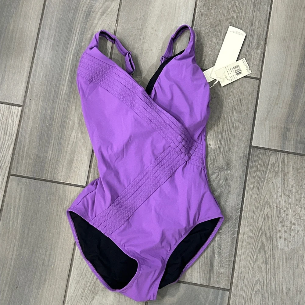 Gottex Women’s Surplice One Piece Bathing Suit Soft Cups and Adjustable Straps - Picture 7 of 9
